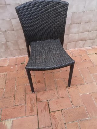 Conjunto sofá y silla ratán negro