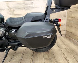 HYOSUNG GV 300 S BOBBER
