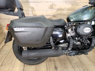 HYOSUNG GV 300 S BOBBER