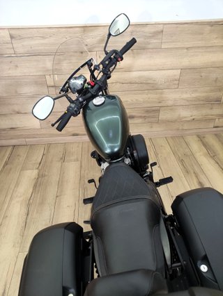 HYOSUNG GV 300 S BOBBER
