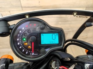 HYOSUNG GV 300 S BOBBER