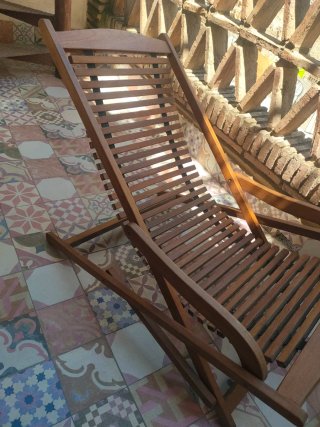 Tumbona plegable de teca