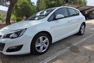 Opel Astra 2015