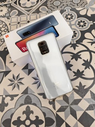 Xiaomi Redmi Note 9S