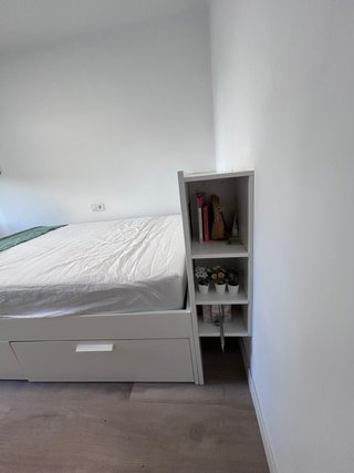 Cama BRIMNES 140x200 con cabecero