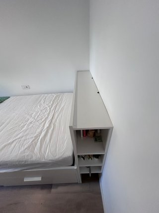 Cama BRIMNES 140x200 con cabecero