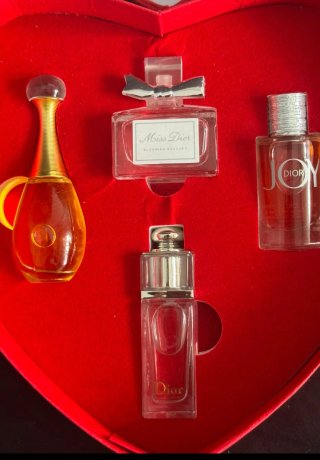 Scatola mini profumi Dior