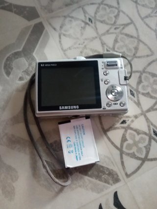 Cámara Samsung L100 Plata