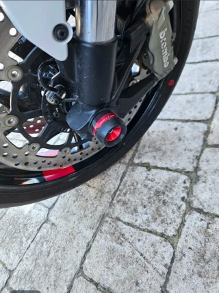 Ducati Monster 937 Roja y Blanca