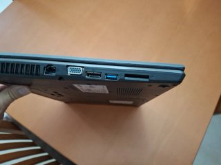 Portatil Fujitsu LIFEBOOK E754