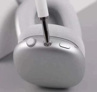 Airpods Max Argento e Bianco