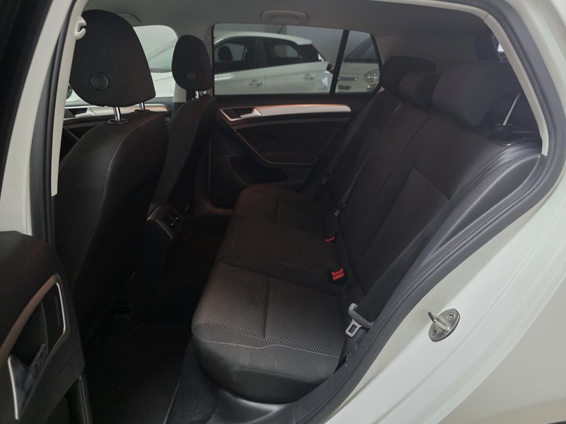 Volkswagen Golf 2018, foto 17