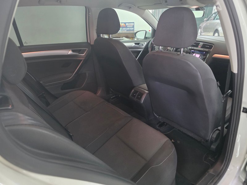 Volkswagen Golf 2018, foto 22