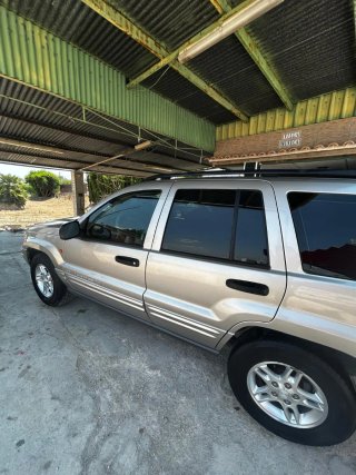 Jeep Grand Cherokee 2003