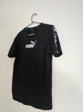 2xCamisetas Puma y Helly Hansen Negras
