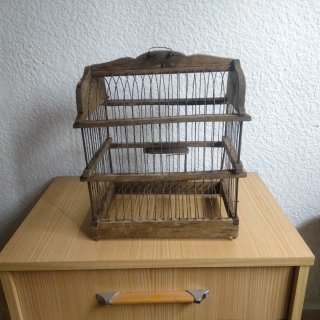 Jaula vintage de madera y metal