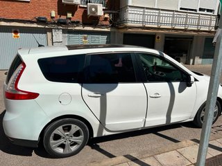 Renault Grand Scenic 2009