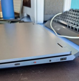 LenovoLOQ AMD Ryzen 7 7435HS/24GB/1TB SSD/RTX 4050