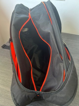 Paletero Bullpadel Negro y Naranja