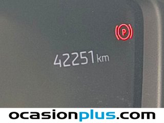 Peugeot 2008 Allure Hybrid eDCS6 107 kW (145 CV)