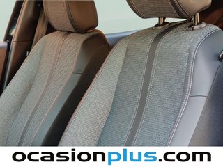 Peugeot 2008 Allure Hybrid eDCS6 107 kW (145 CV)