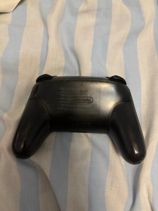 Mando Pro Nintendo Switch + Cargador