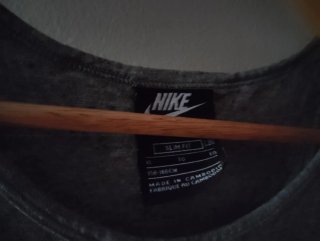 Camiseta sin mangas Nike gris