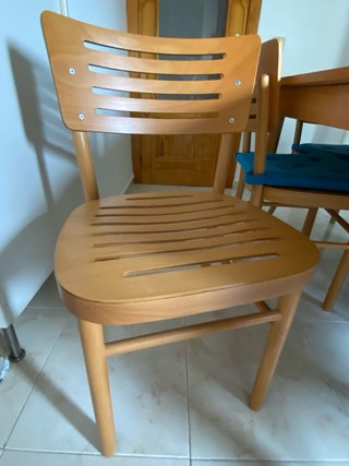 Mesa extensible madera y 6 sillas Ikea