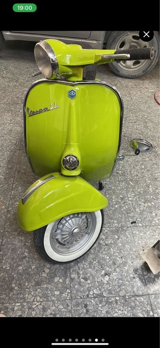 Vespa SL Verde y Plata