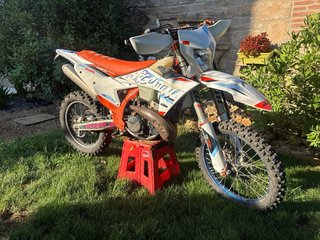 KTM 250 Six Days
