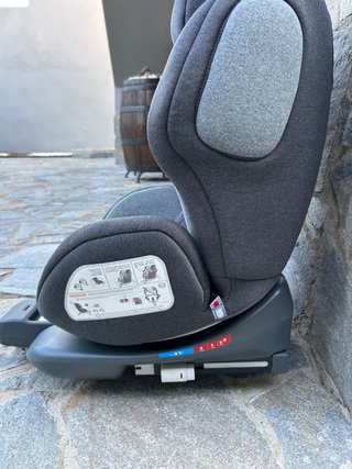 Silla de coche bebé Migo gris casi nuevo