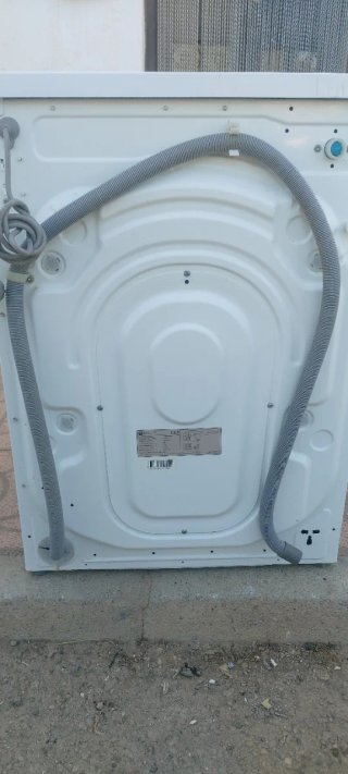 Lavadora Blanca Carga Frontal