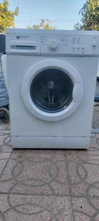 Lavadora Blanca Carga Frontal