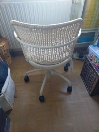 Silla de escritorio Ikea Gregor blanca mimbre