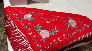 Mantón Flamenco Rojo Bordado Flores