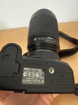 Nikon D3100 + 3 objetivos + accesorios