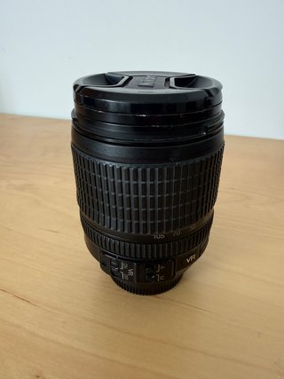 Nikon D3100 + 3 objetivos + accesorios