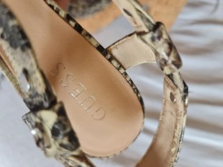 Cuñas Guess Talla 38