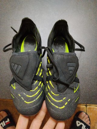 Adidas Predator Botas Fútbol Negras y Amarillas