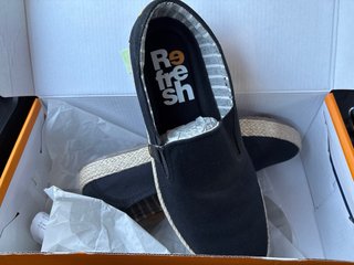 Mocasines/Alpargatas Negro y Beige