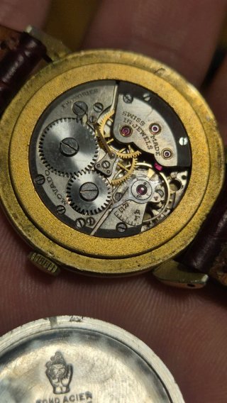Reloj MOVADO