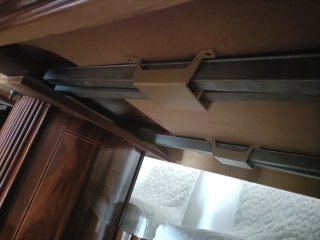 Mesa comedor extensible cristal y 4 sillas.