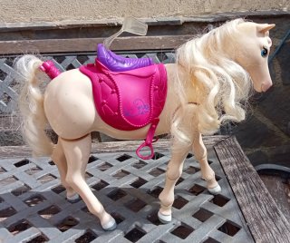 Barbie Caballo Tawny Campeón Salto 2009