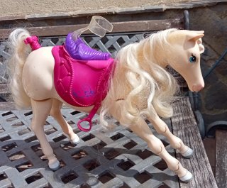 Barbie Caballo Tawny Campeón Salto 2009