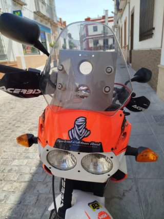 Kawasaki KLE 500 Adventure Naranja/Blanca