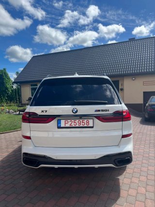 BMW X7 2020