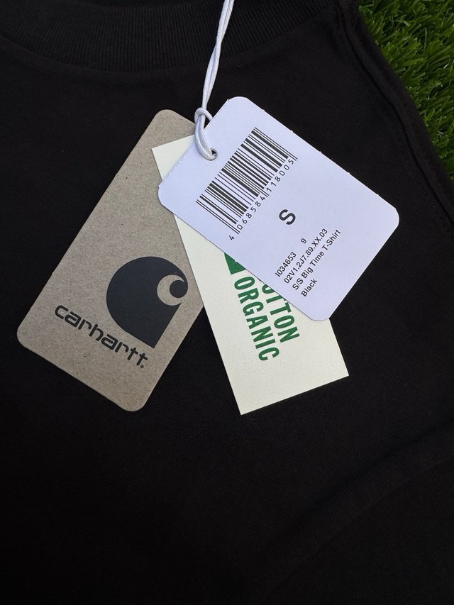 Camiseta Carhartt Preta Tamanho M
