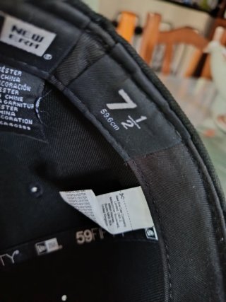 Gorra New Era NY Visera Plana Negra