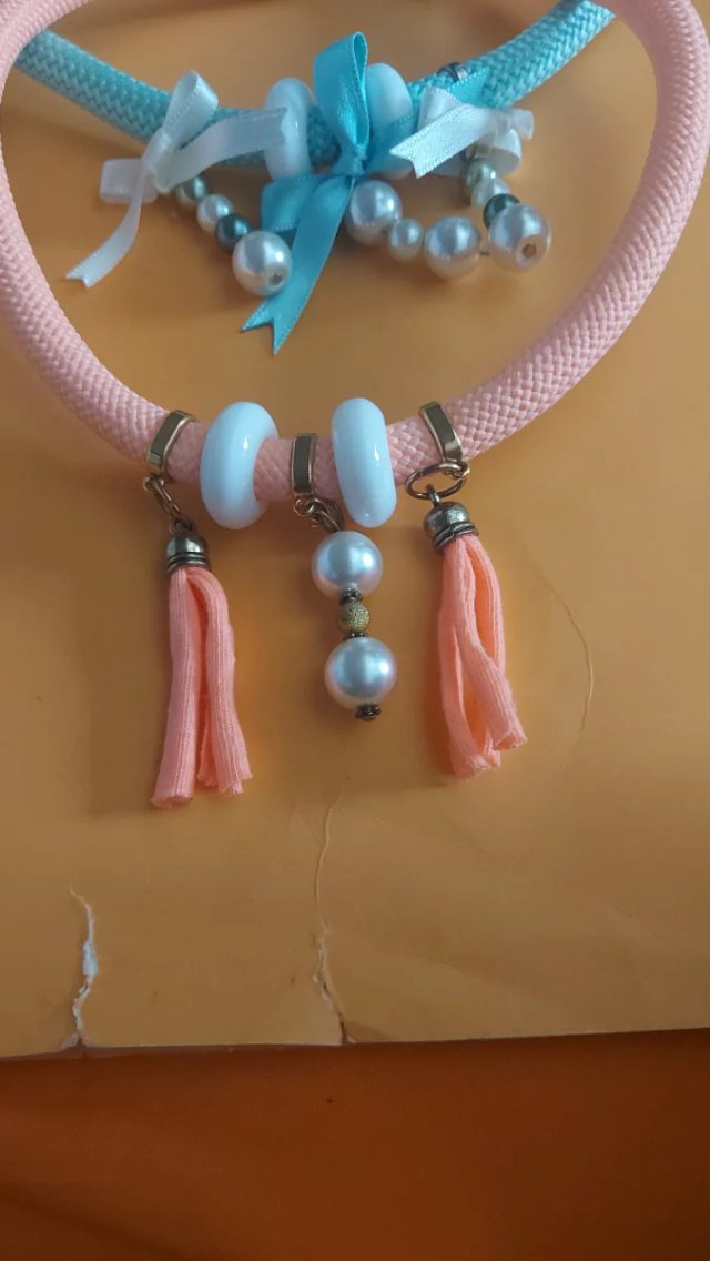 2 collares verano azul y rosa