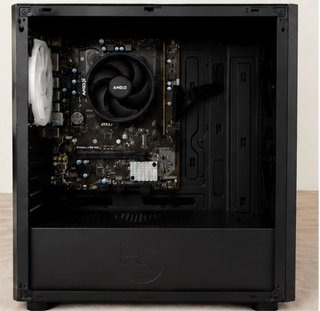 PC HIDITEC Ryzen con SSD